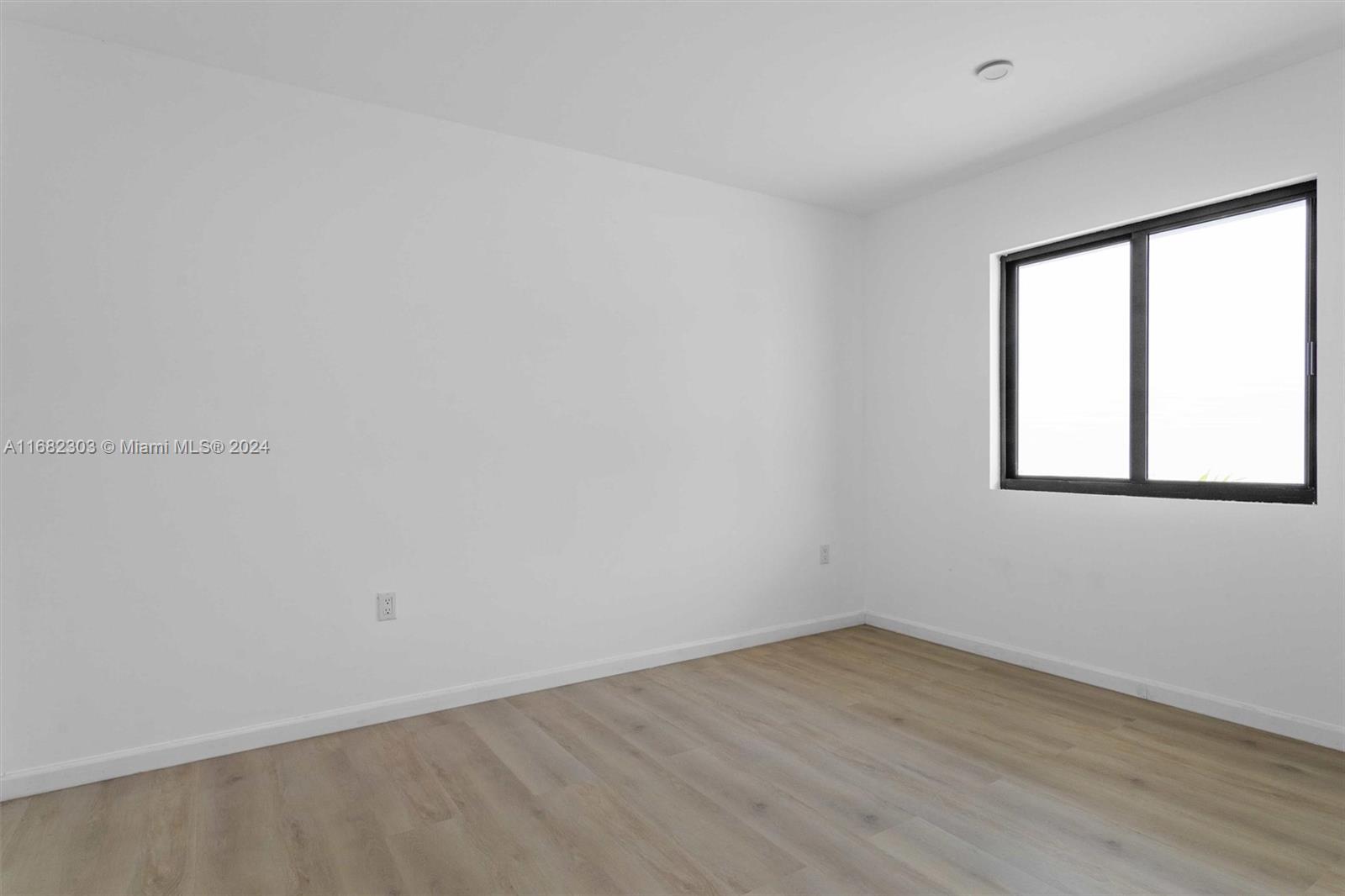530 NW 7 STREET # 3