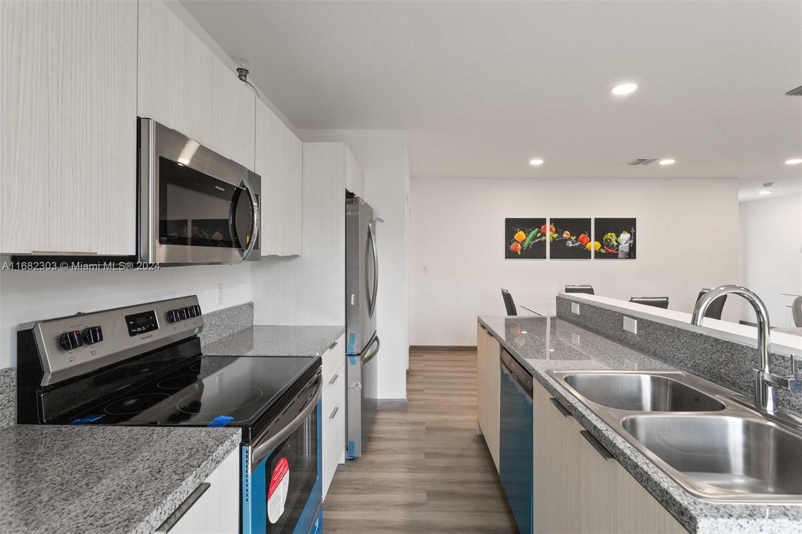 530 NW 7 STREET # 3