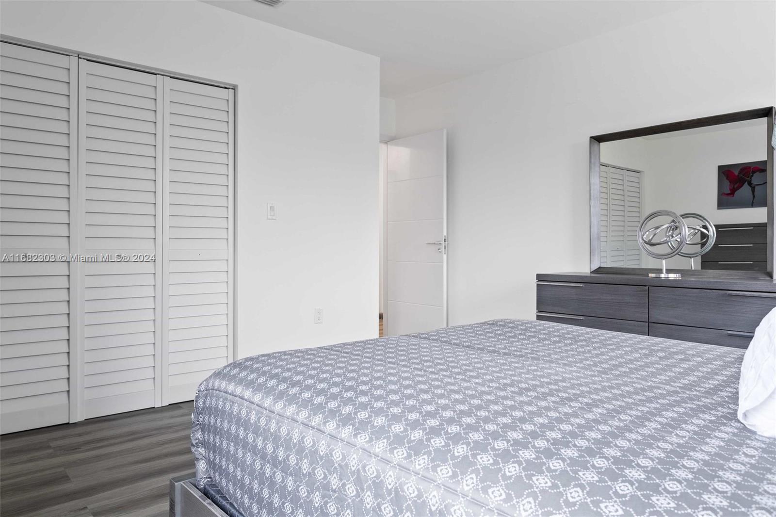 530 NW 7 STREET # 3