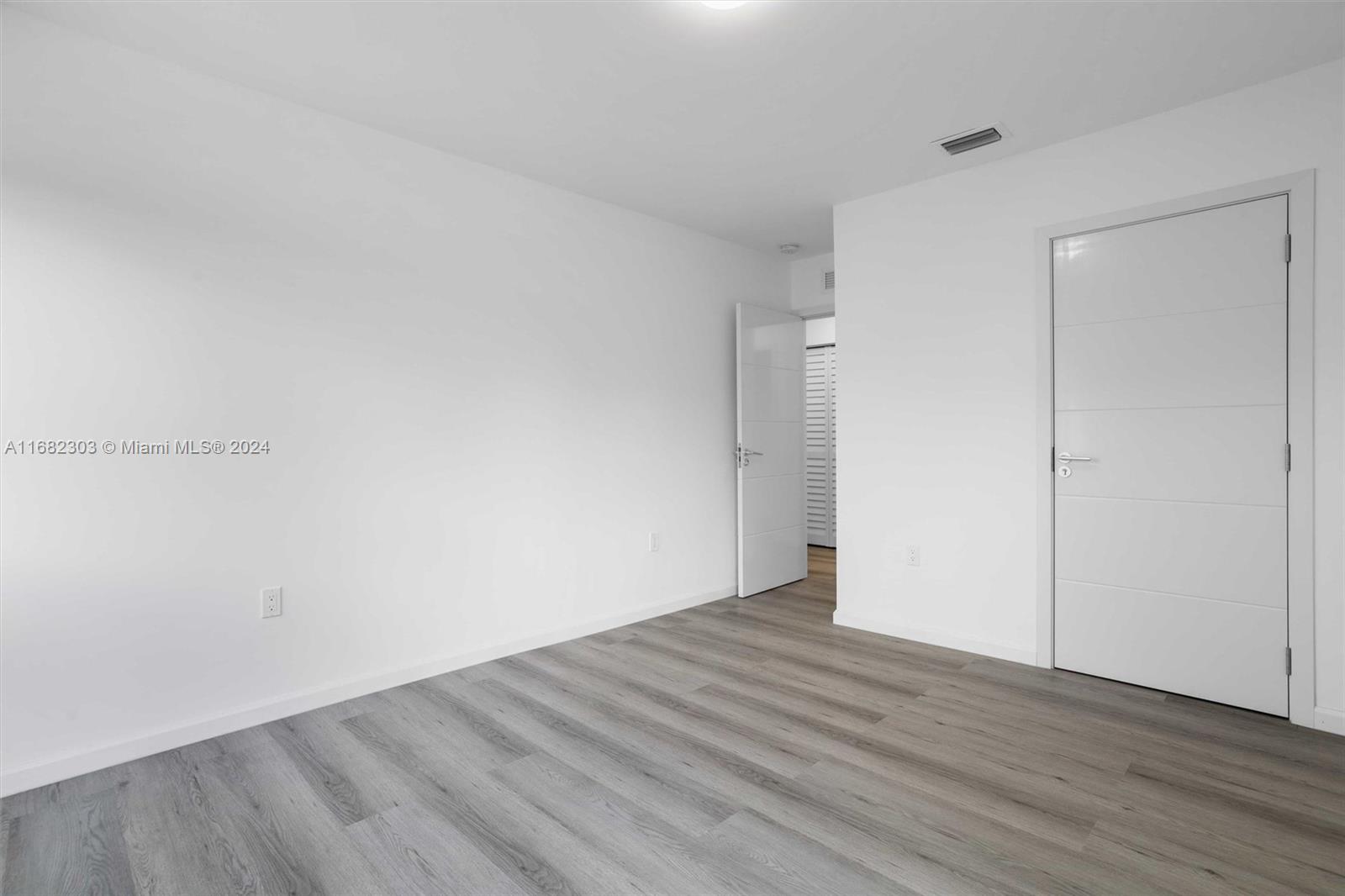 530 NW 7 STREET # 3