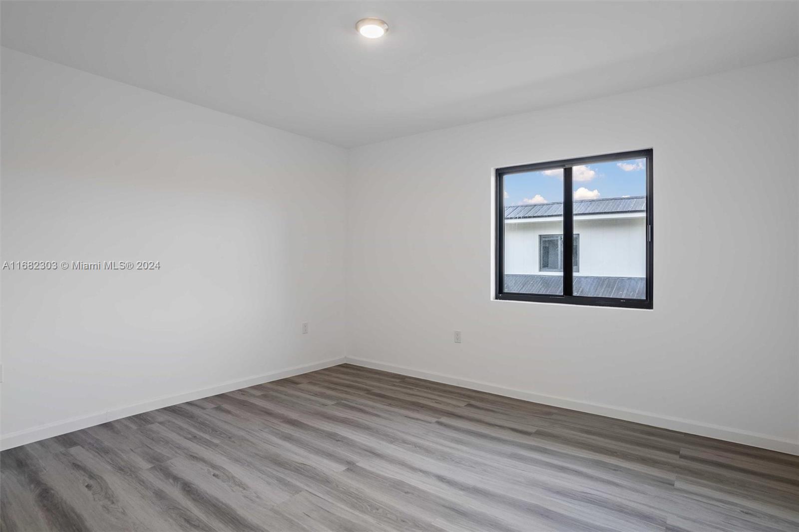 530 NW 7 STREET # 3