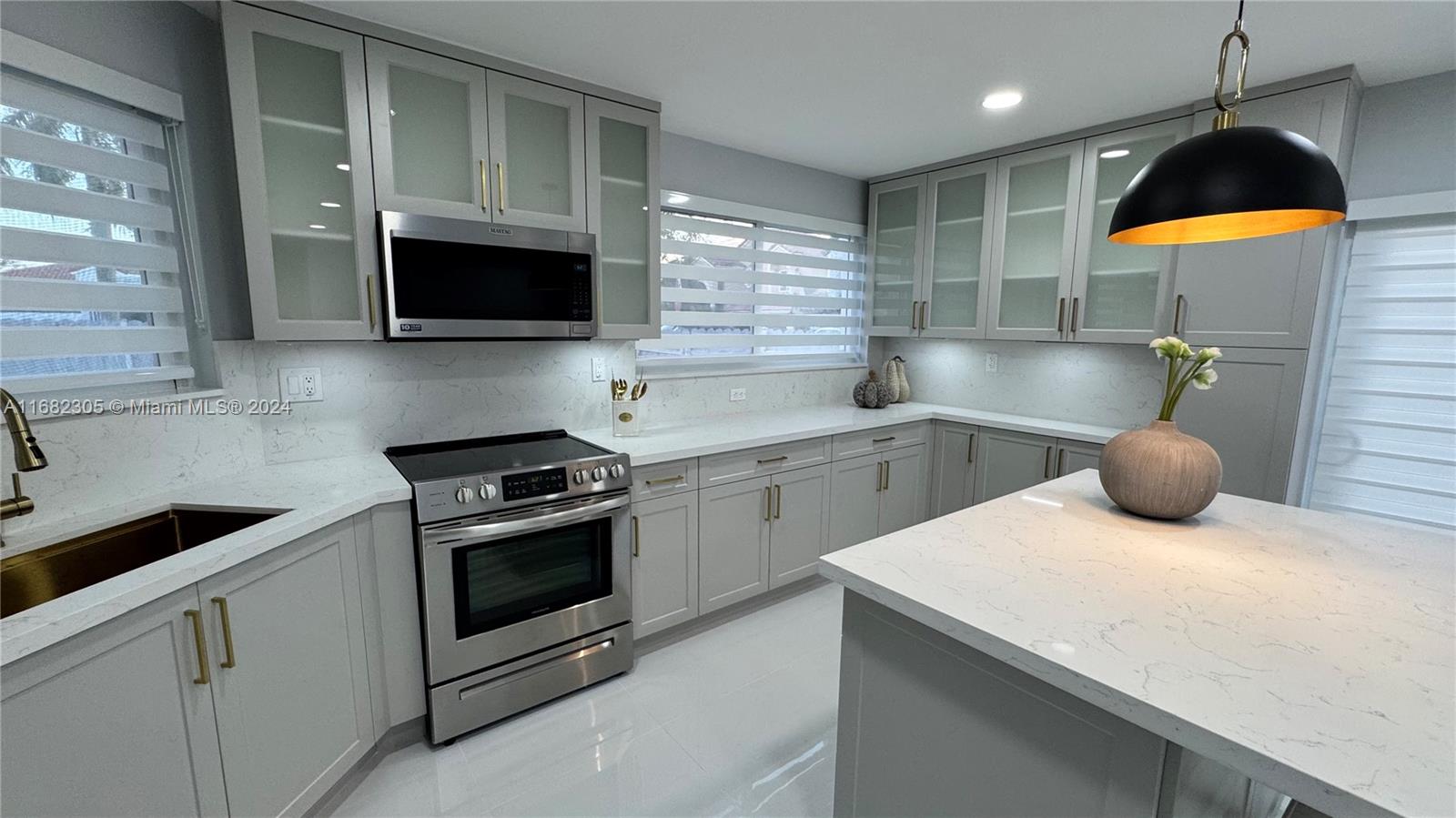 695 NW 126th Ct