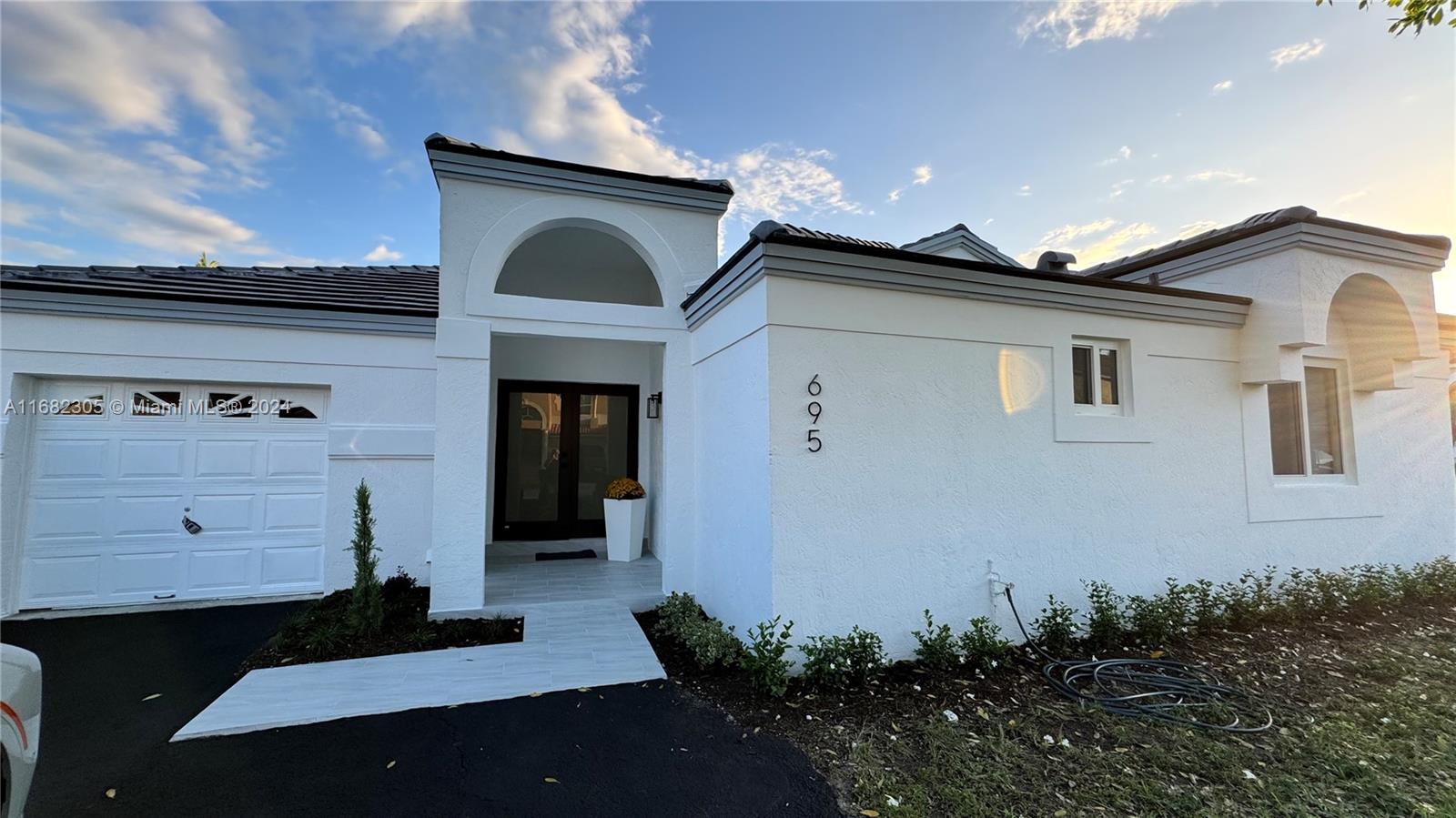 695 NW 126th Ct