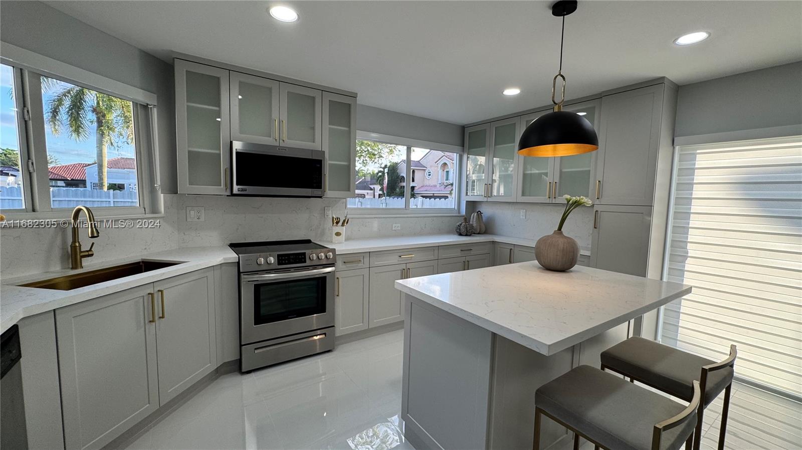 695 NW 126th Ct