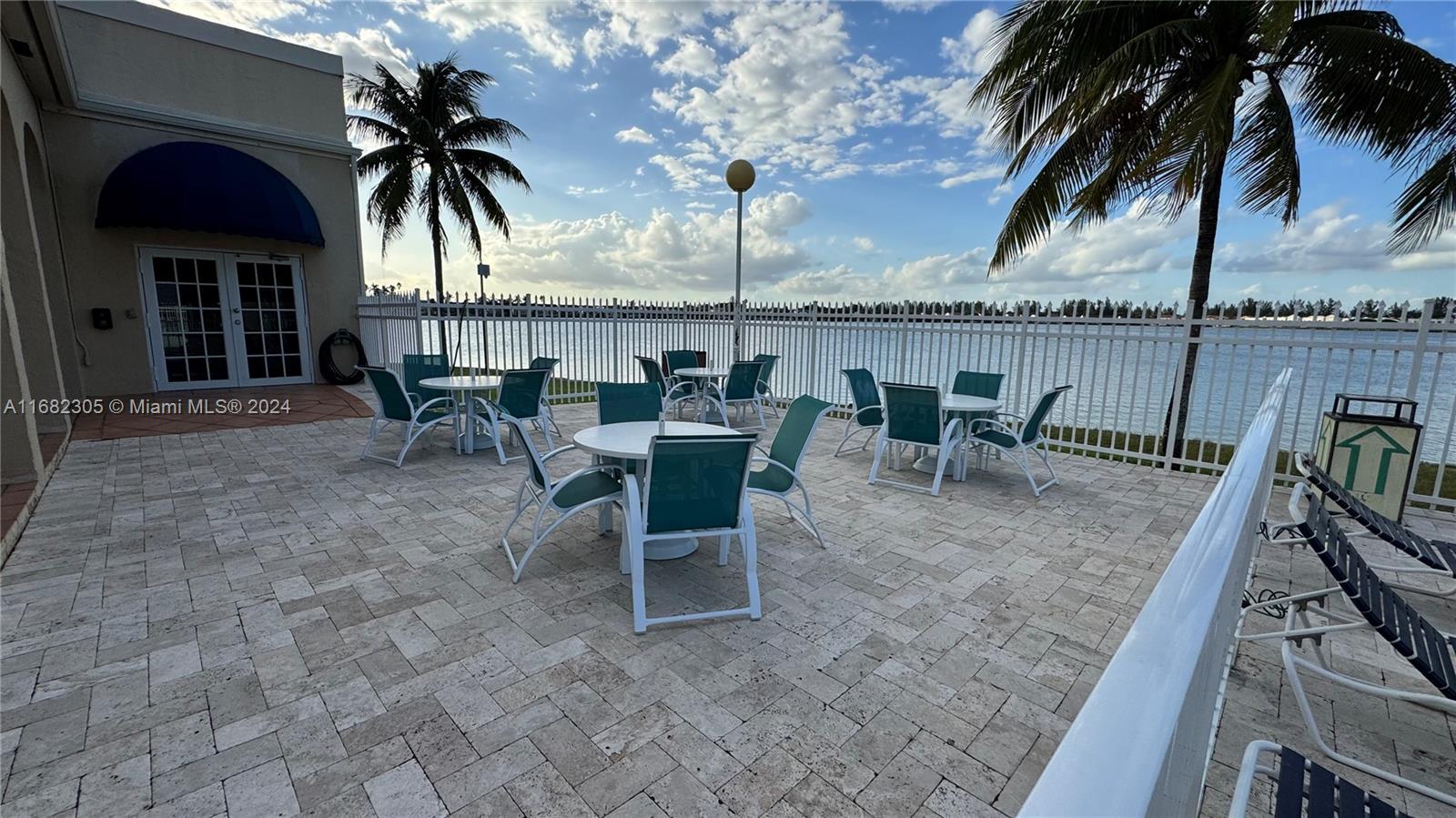 695 NW 126th Ct