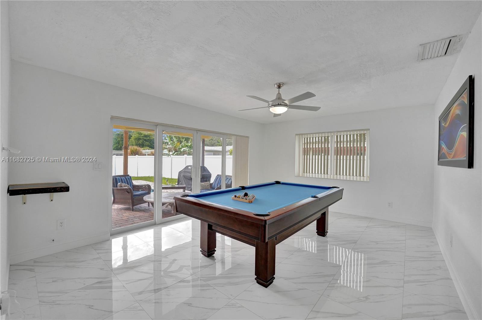 10540 NW 18th Place