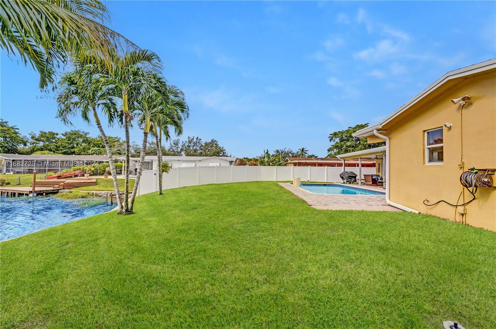 10540 NW 18th Place