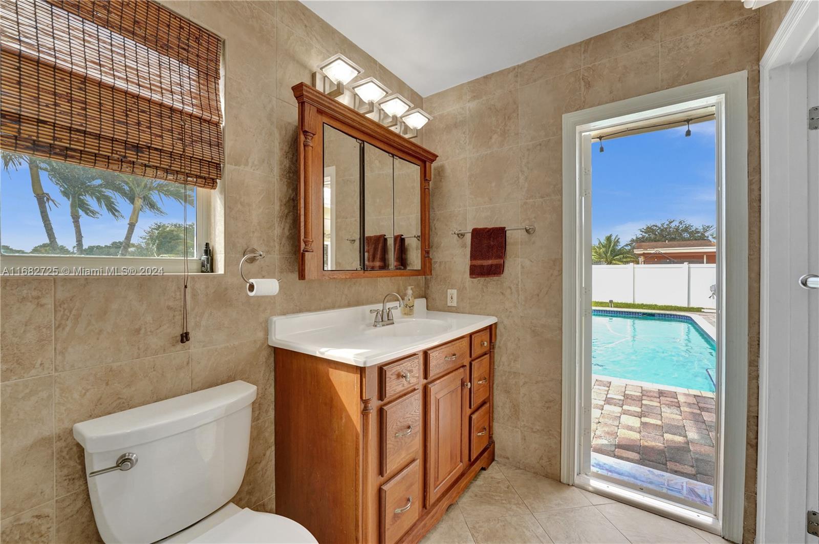 10540 NW 18th Place