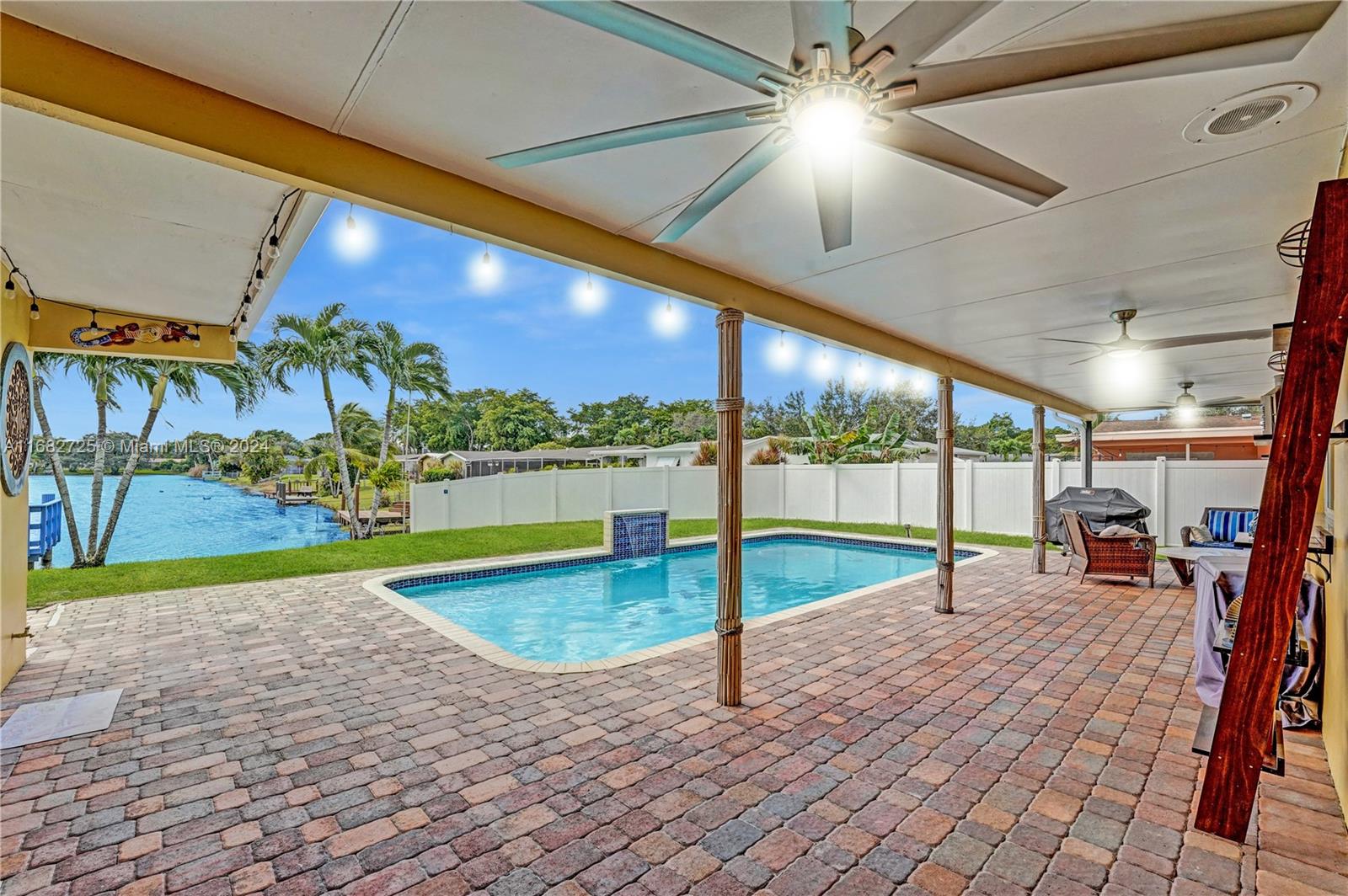 10540 NW 18th Place