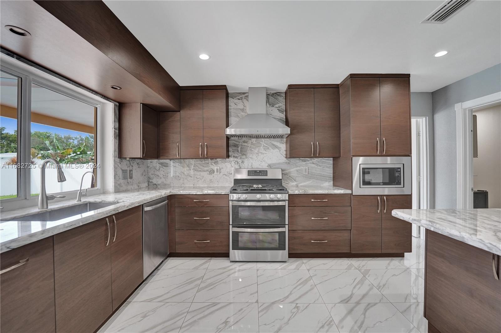10540 NW 18th Place