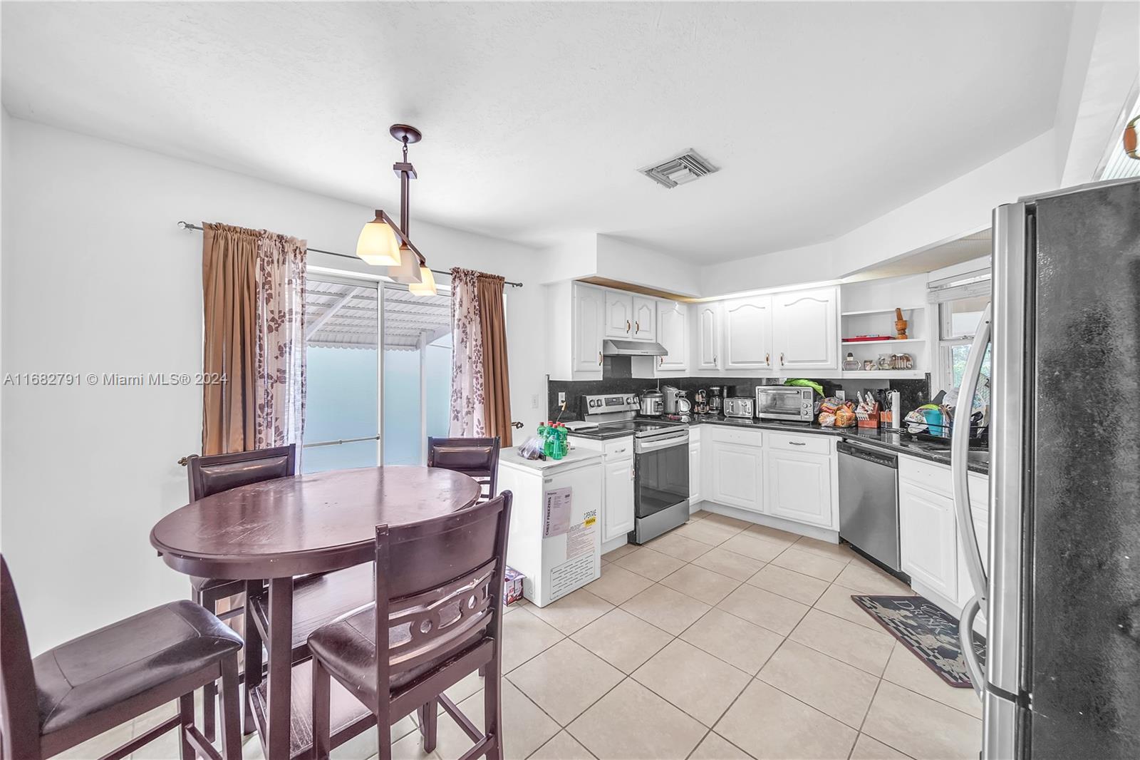 2550 SE 7th Pl