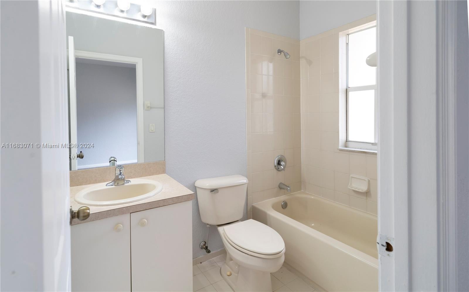 606 W Santa Catalina Cir # 606