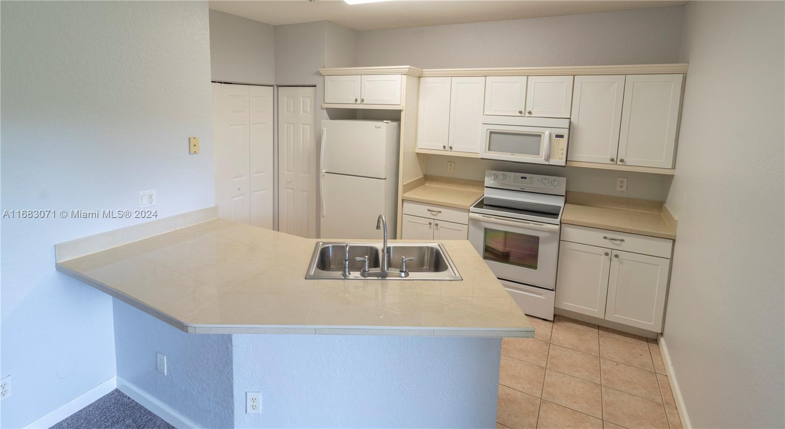 606 W Santa Catalina Cir # 606