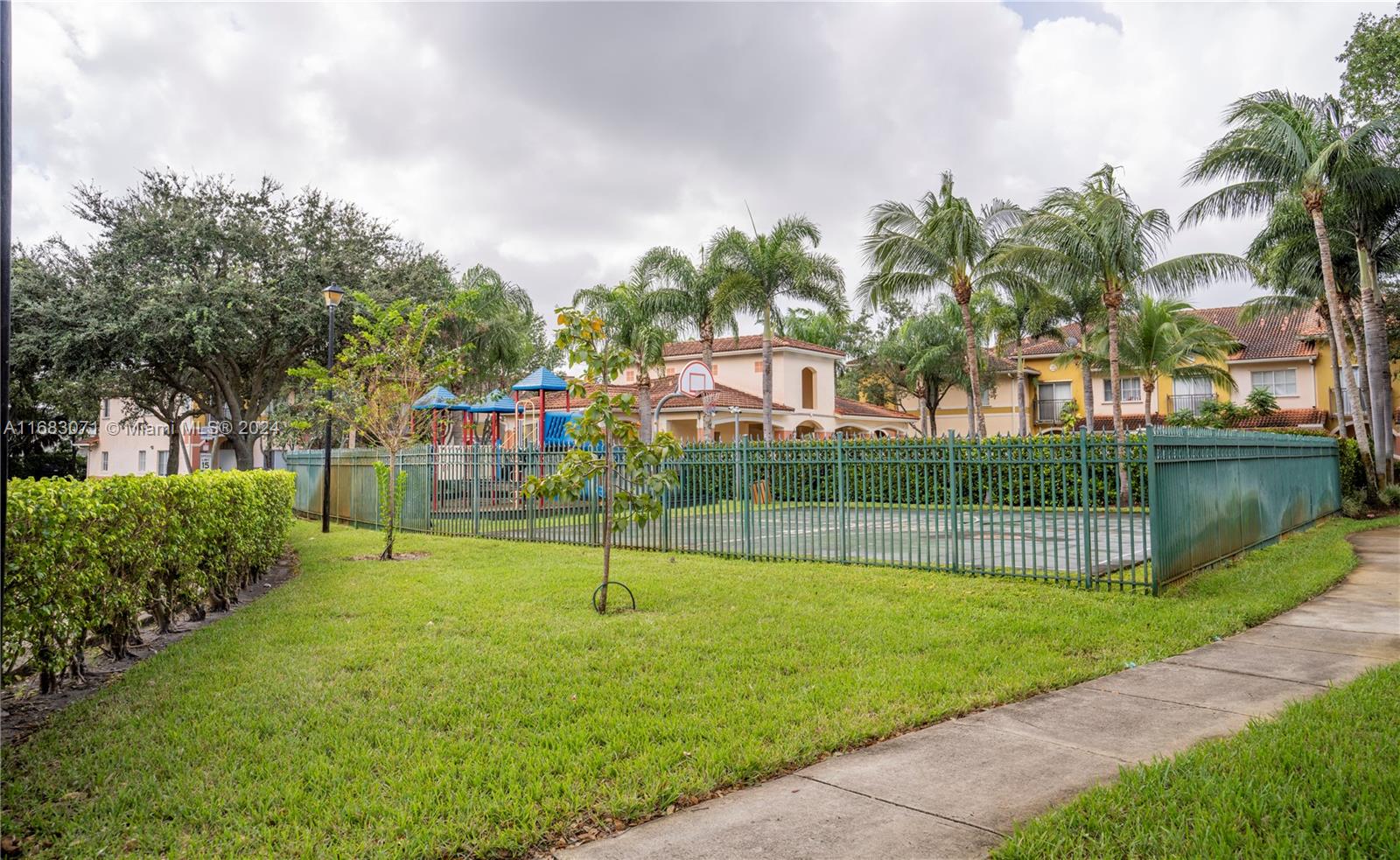 606 W Santa Catalina Cir # 606