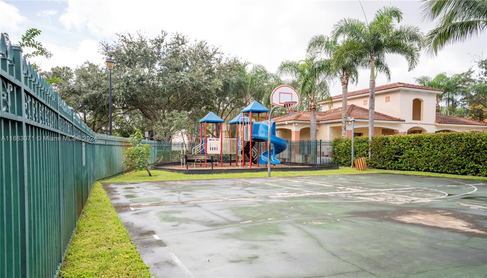 606 W Santa Catalina Cir # 606