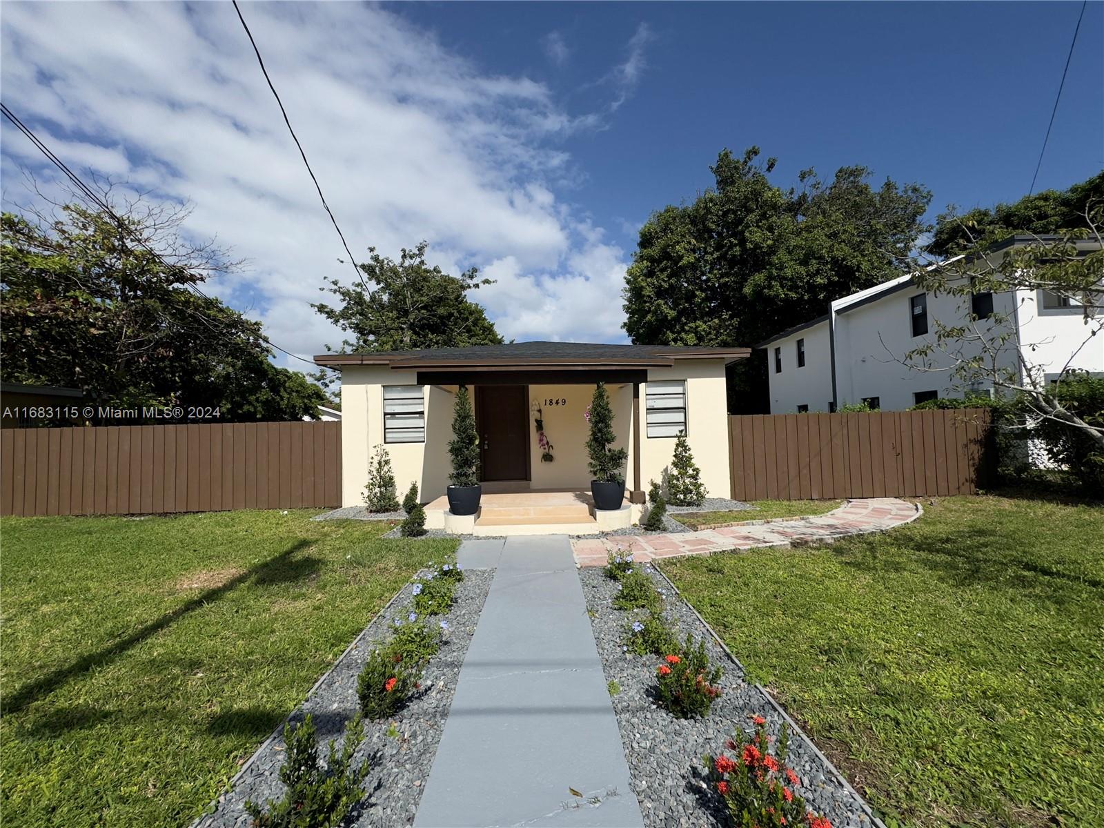 1849 NW 70th St