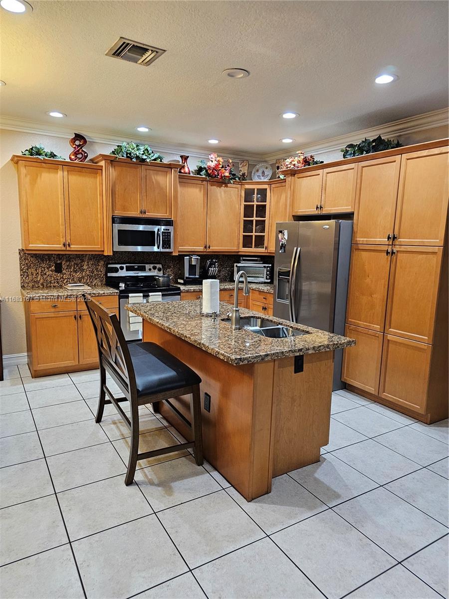 15554 SW 51st Pl