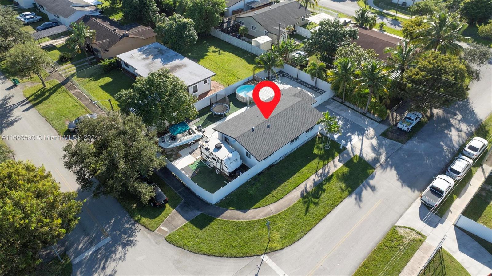 11460 Douglas Dr