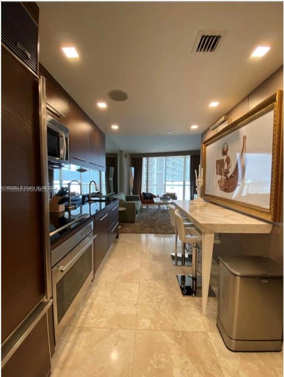 495 Brickell Ave # 4608