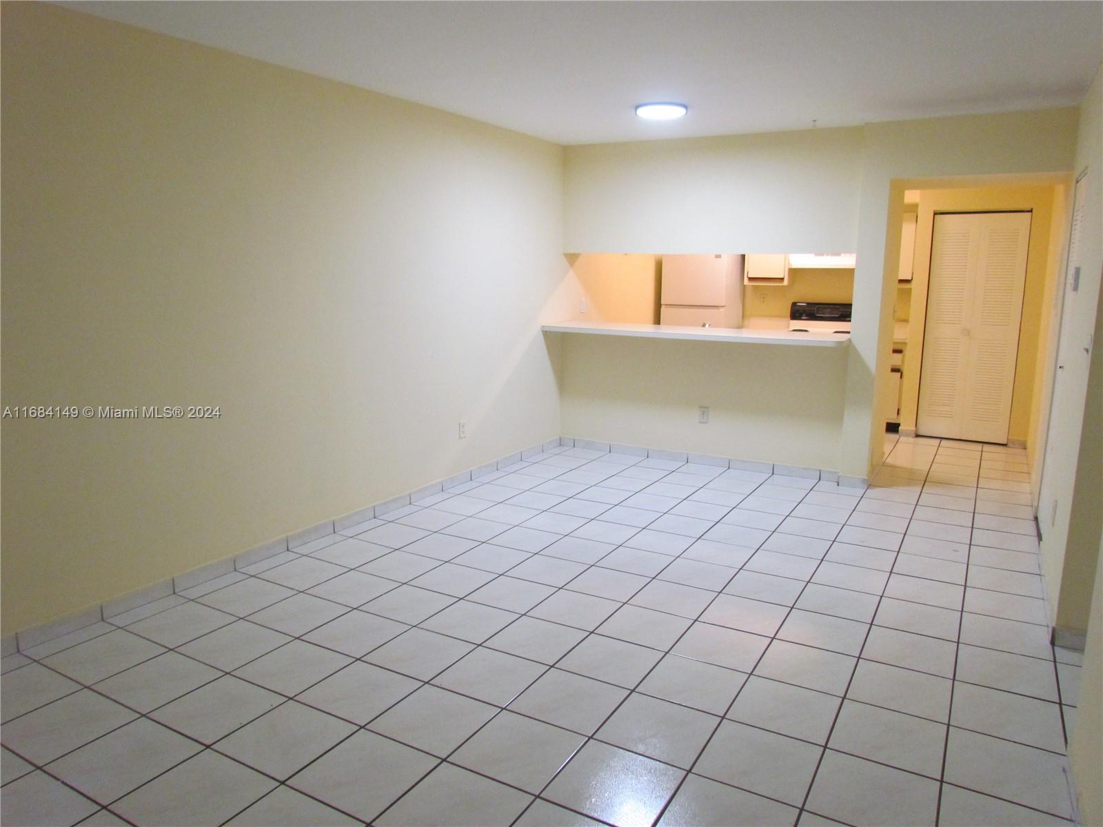 18250 Mediterranean Blvd # 15 Unit: 3-15