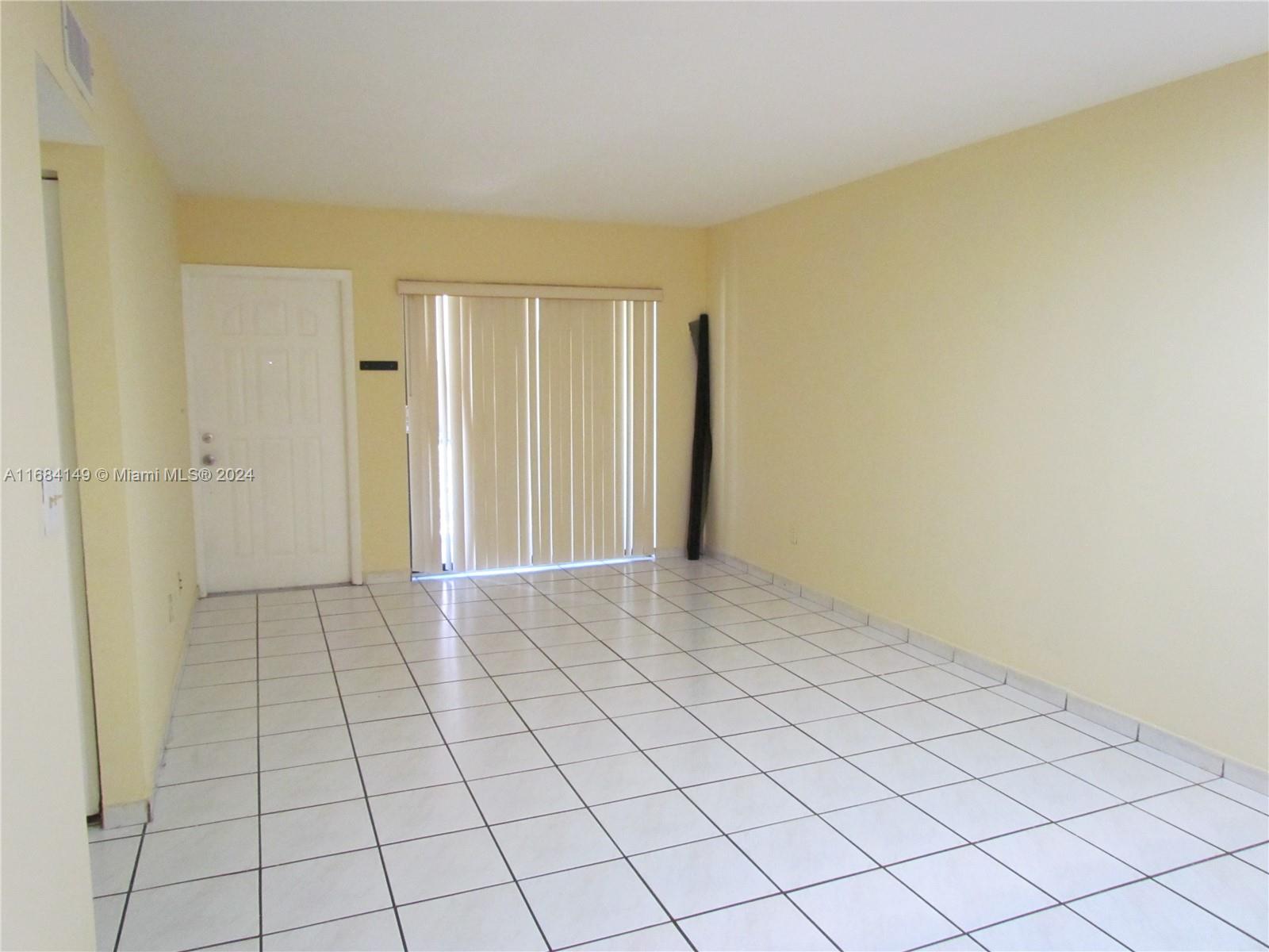 18250 Mediterranean Blvd # 15 Unit: 3-15