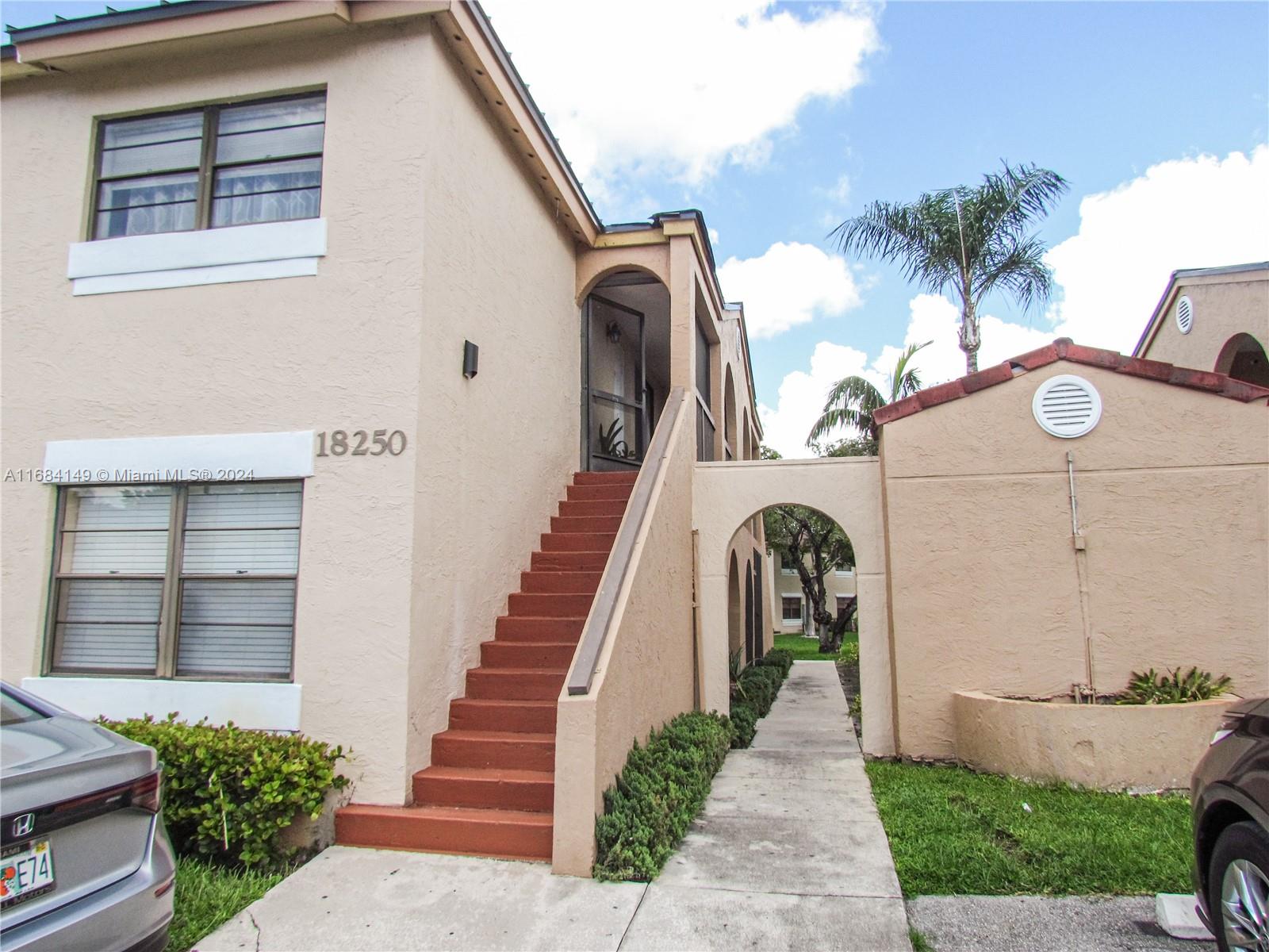 18250 Mediterranean Blvd # 15 Unit: 3-15