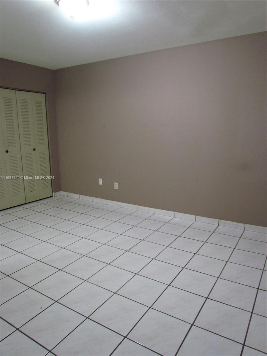 18250 Mediterranean Blvd # 15 Unit: 3-15