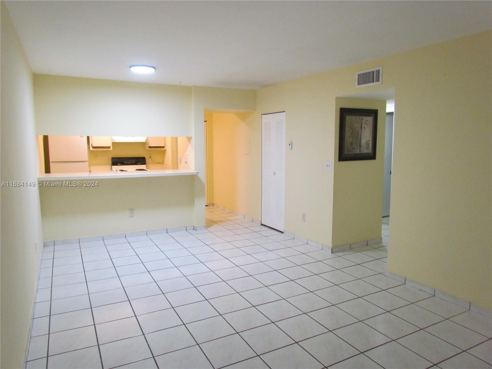 18250 Mediterranean Blvd # 15 Unit: 3-15
