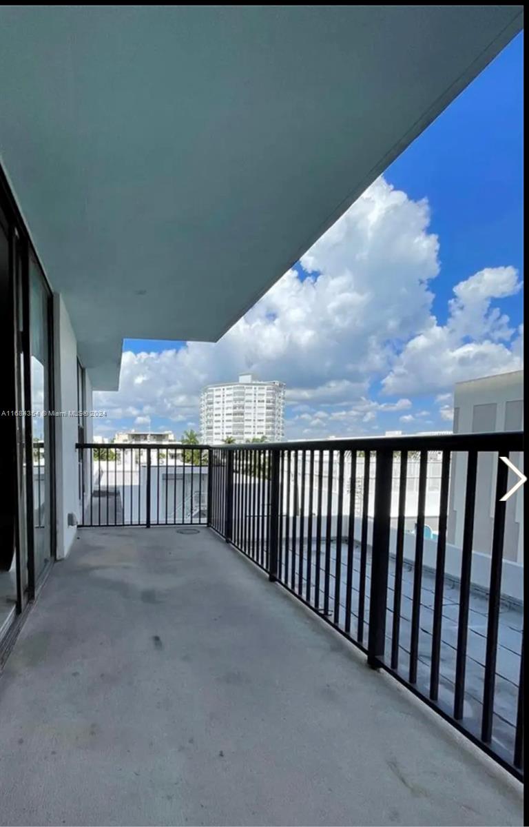 1800 Collins Ave # 6A