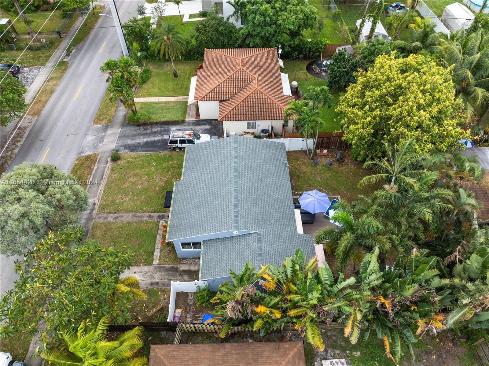 810 S 24th Ave