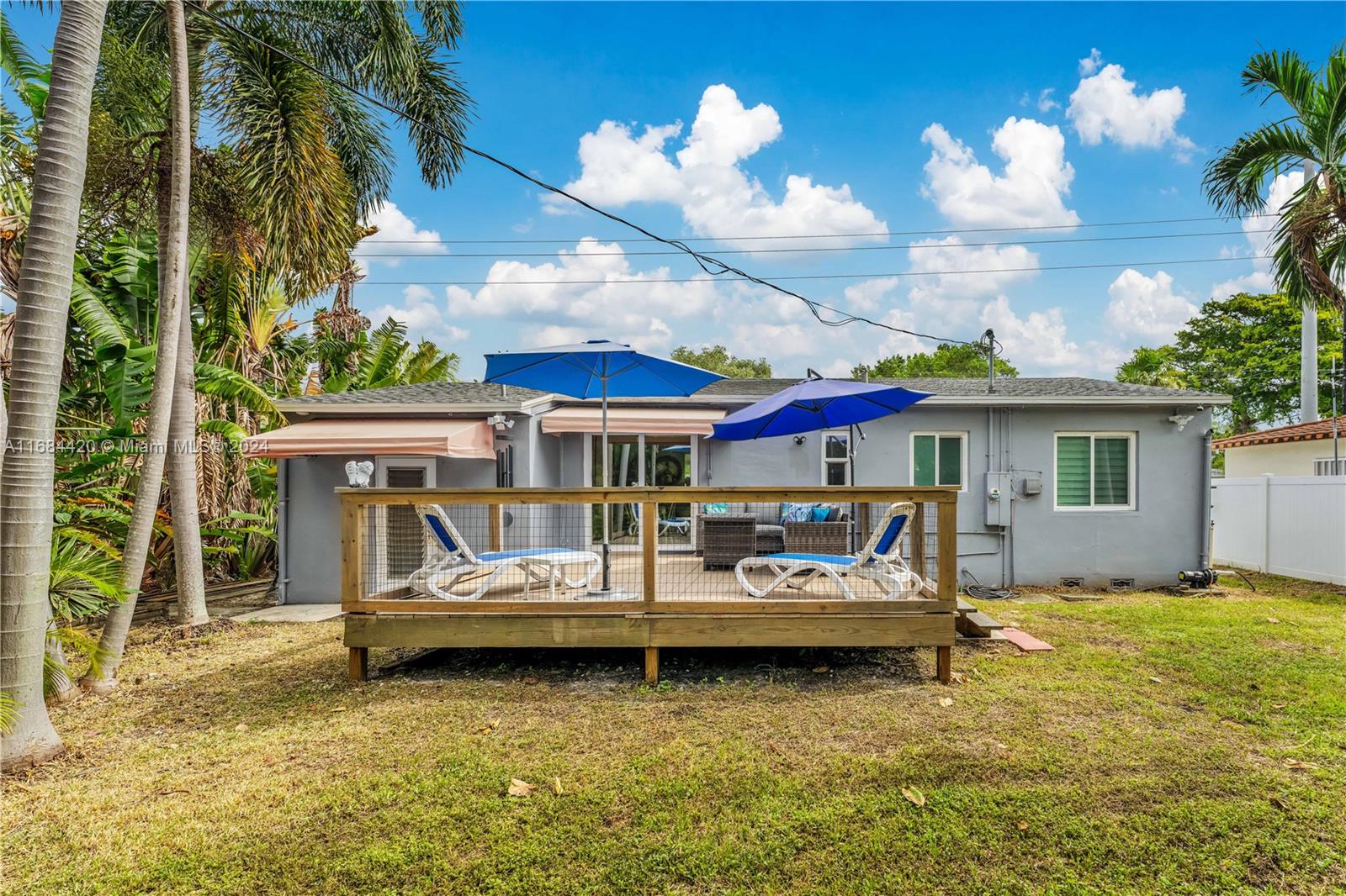 810 S 24th Ave