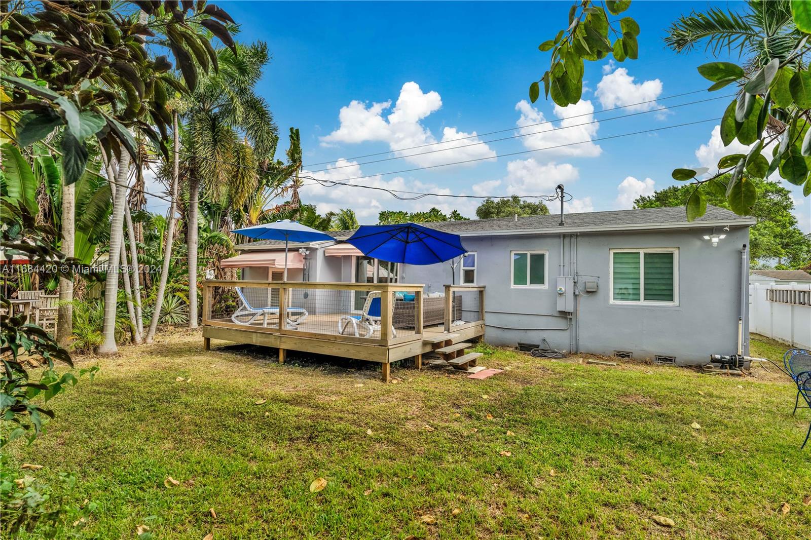 810 S 24th Ave