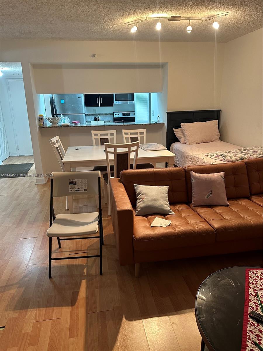 800 N Miami Ave Unit: E-505