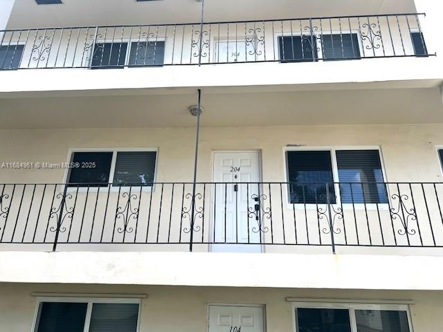 2210 Taylor St # 204