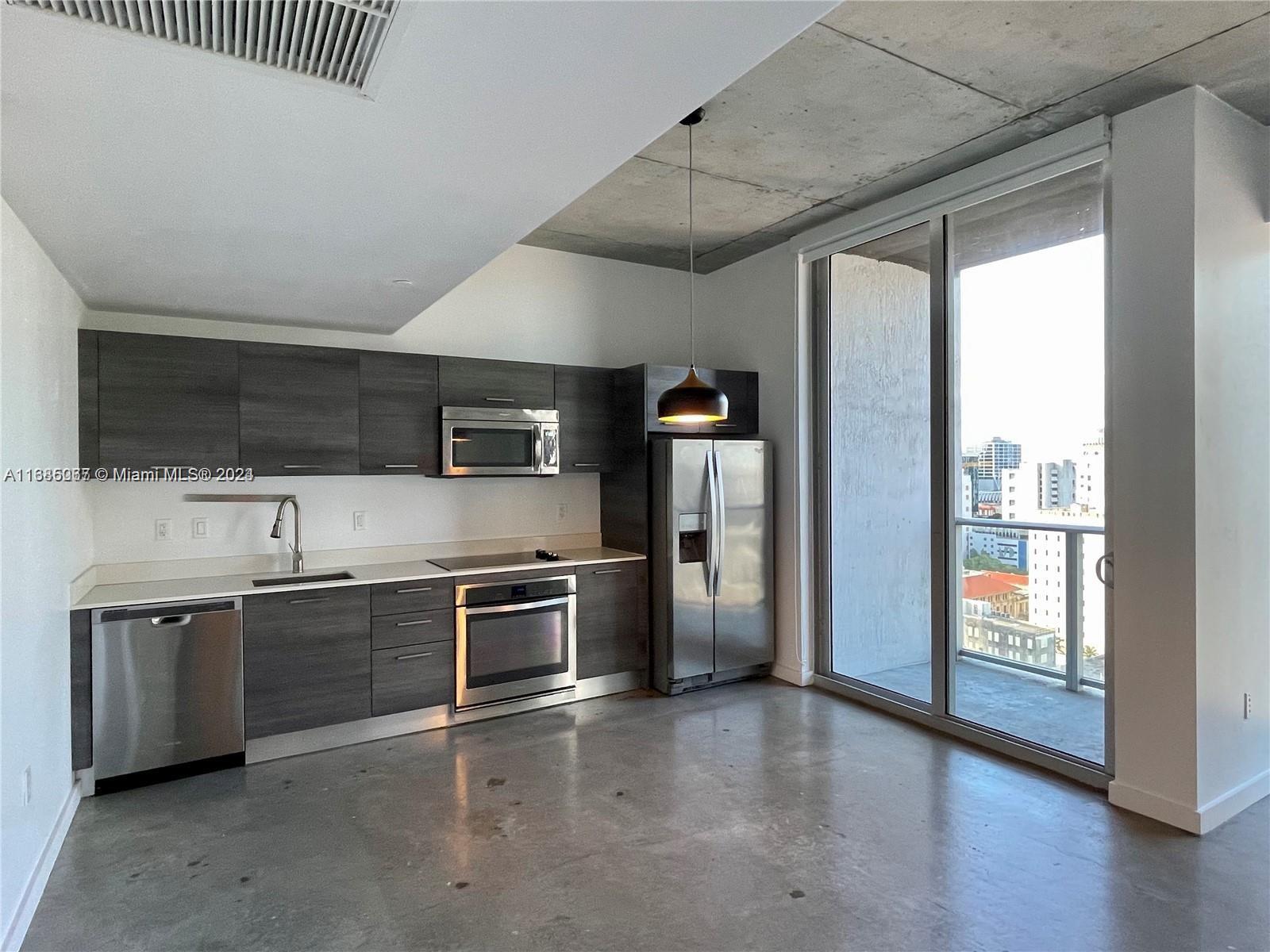 151 SE 1st St # 1708