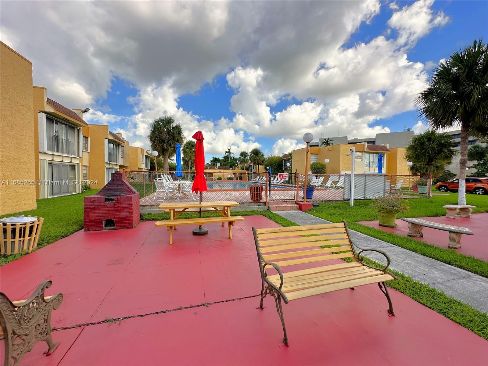 9340 W Flagler St # 108B