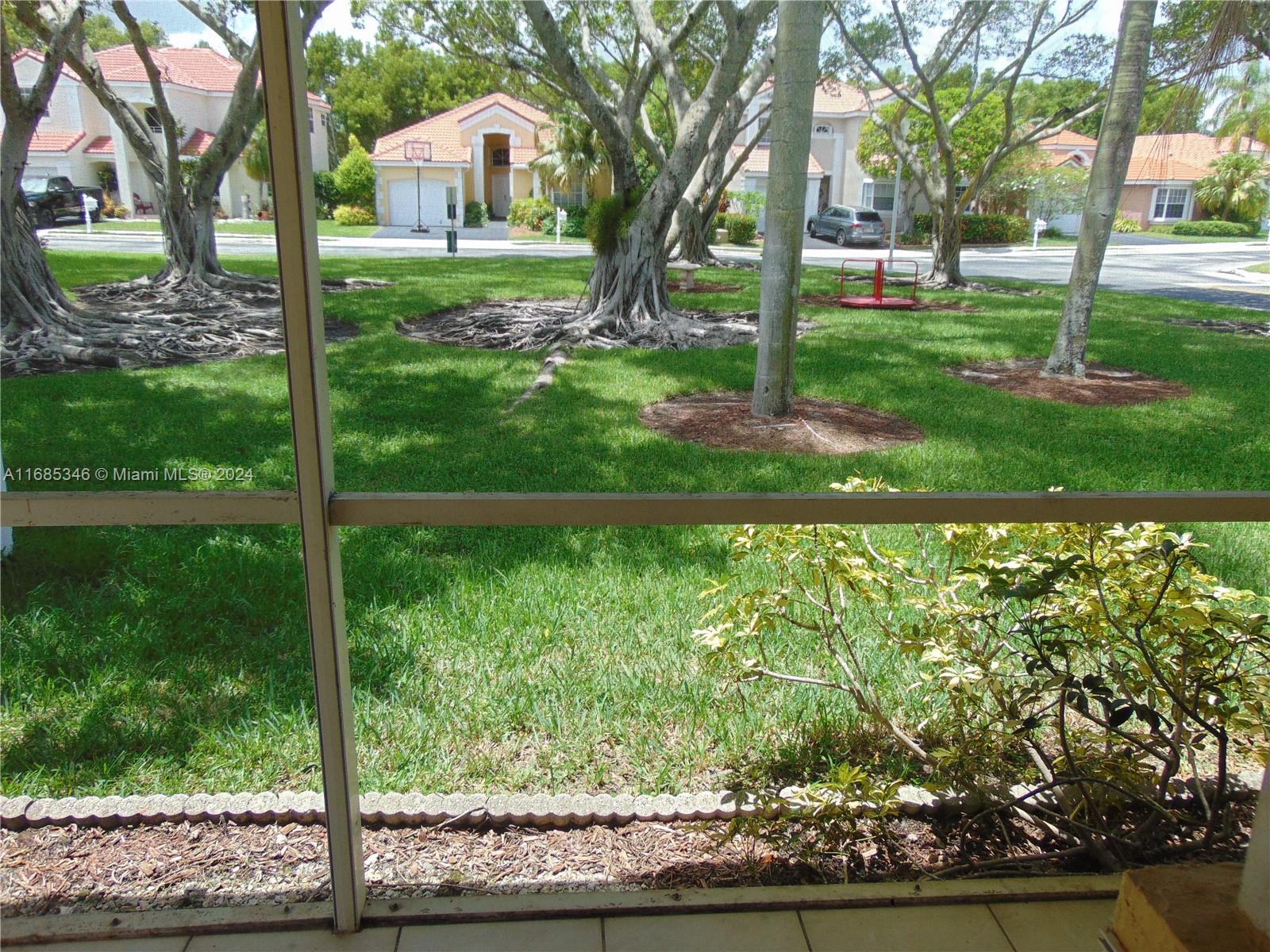 538 Clermont Ct