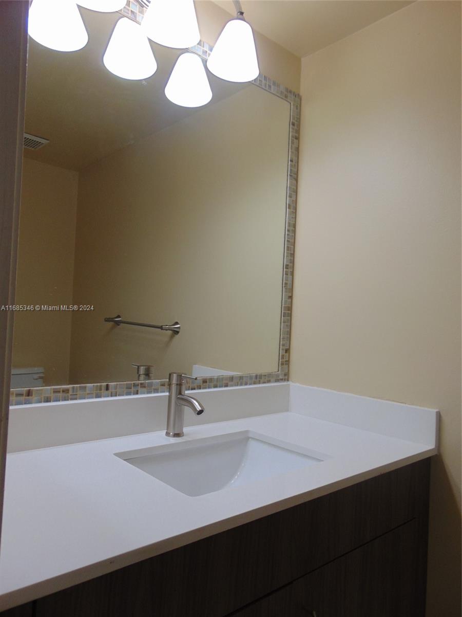 538 Clermont Ct