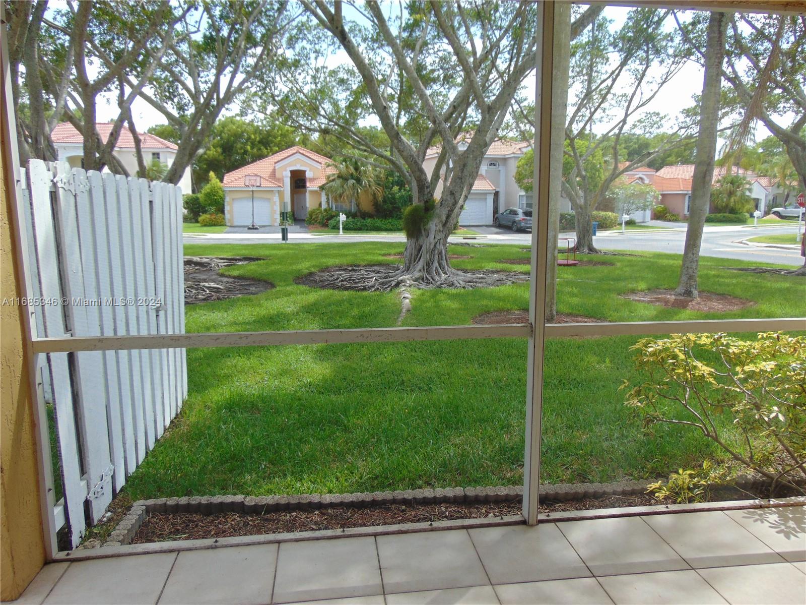 538 Clermont Ct