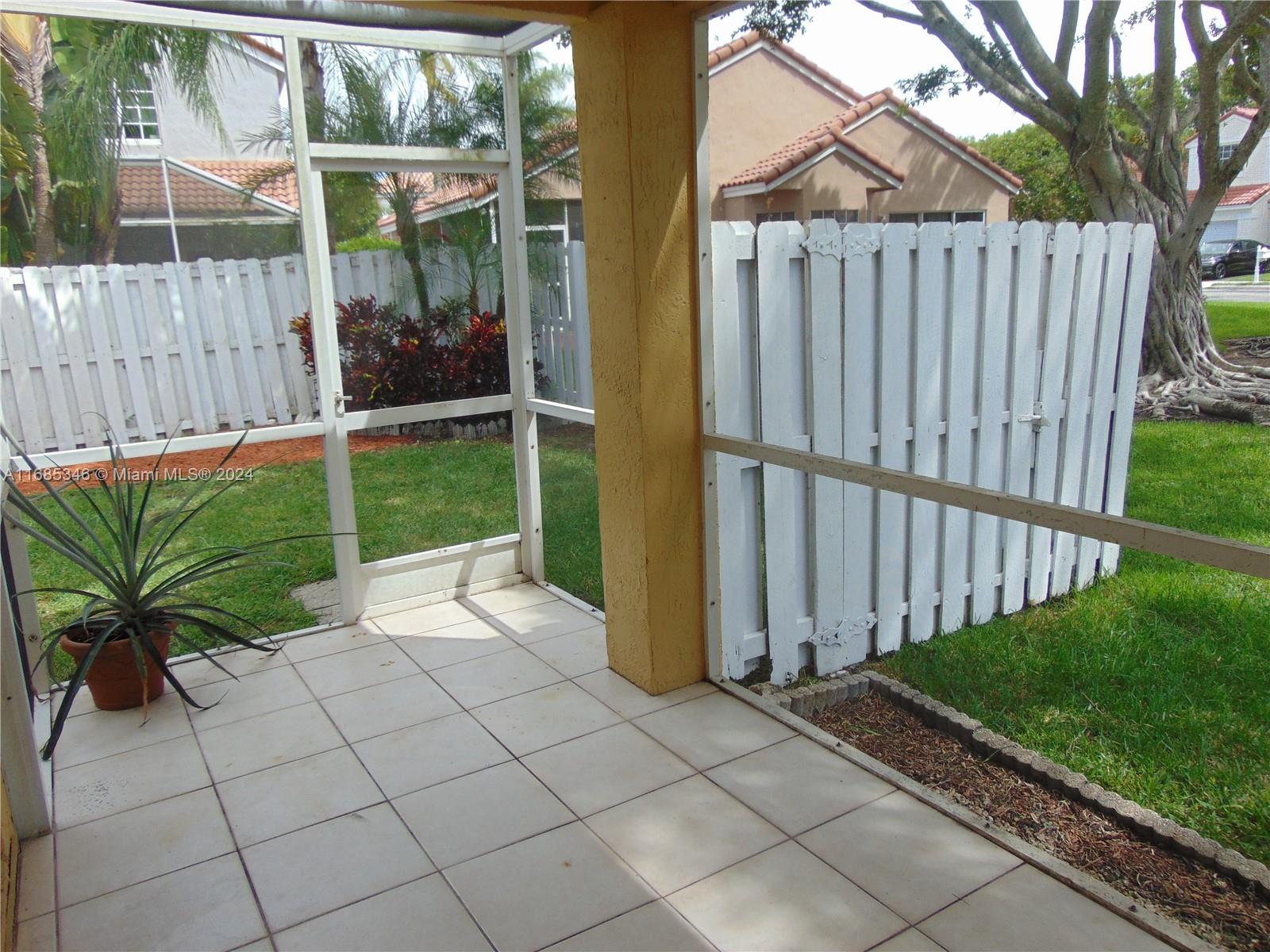 538 Clermont Ct