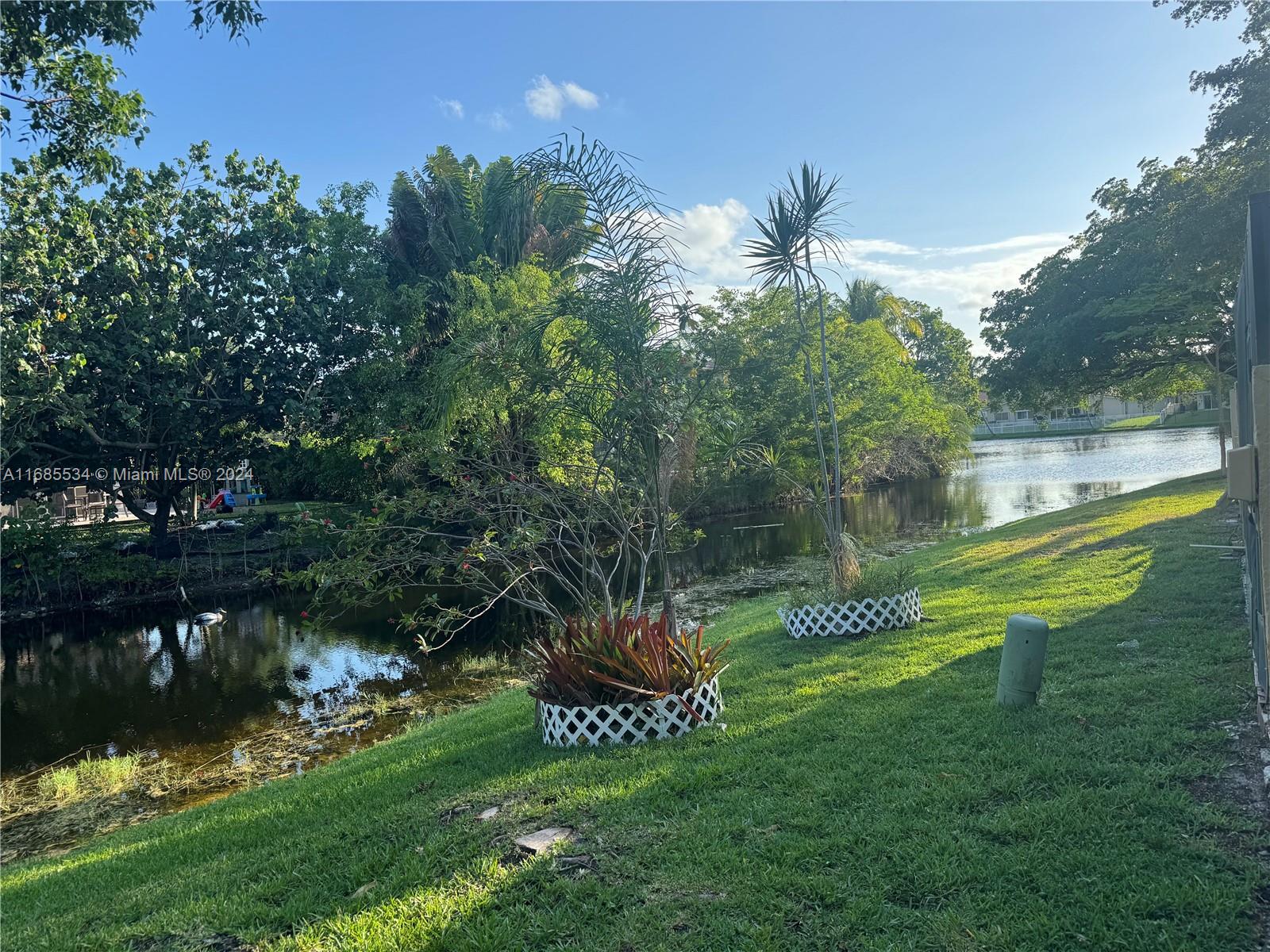761 E Coco Plum Cir # 6