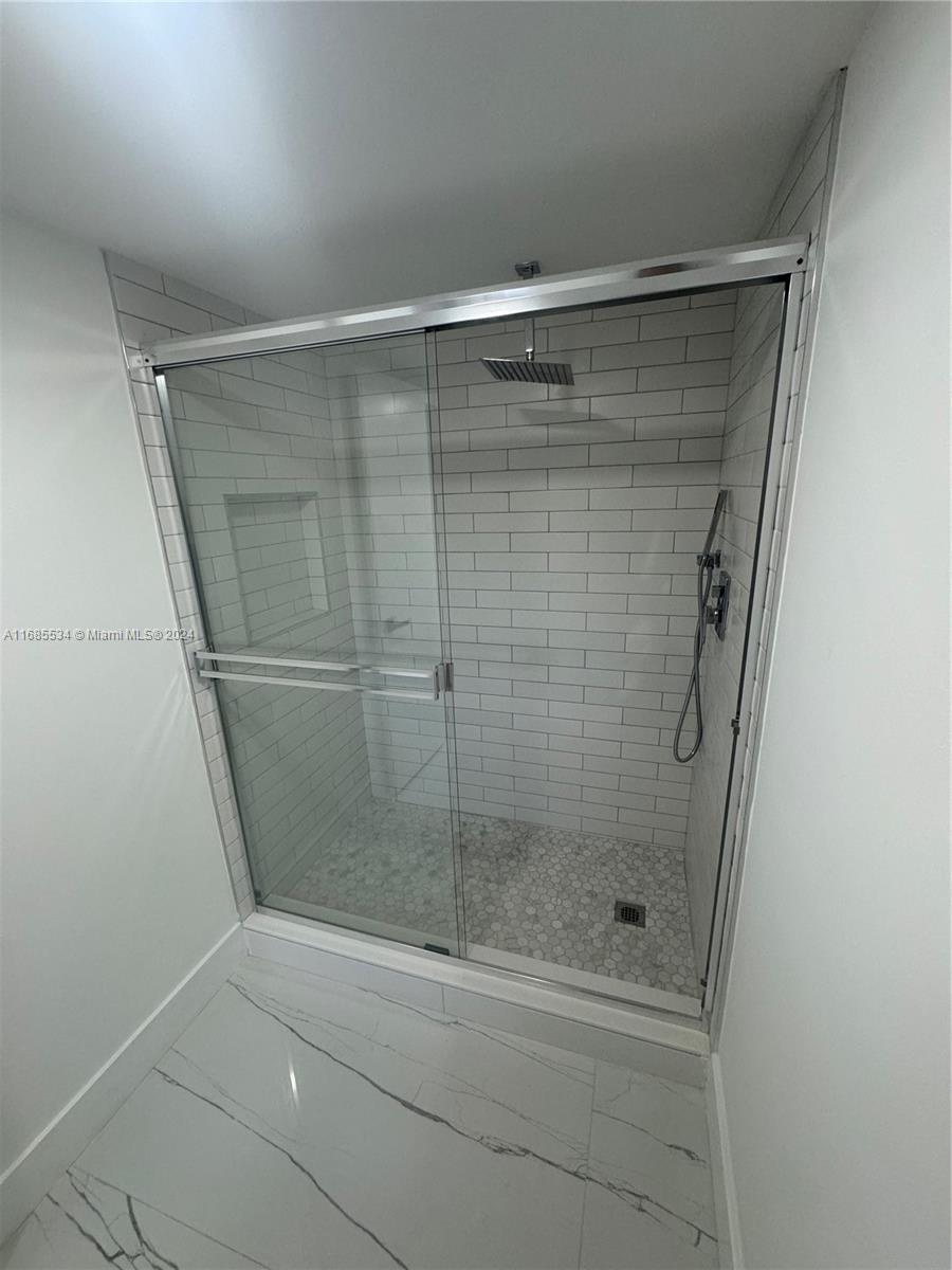 761 E Coco Plum Cir # 6