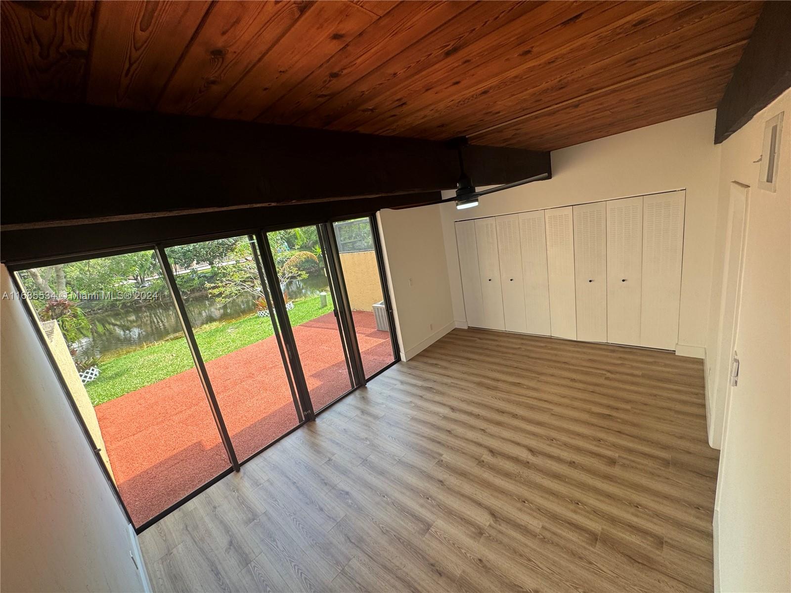 761 E Coco Plum Cir # 6