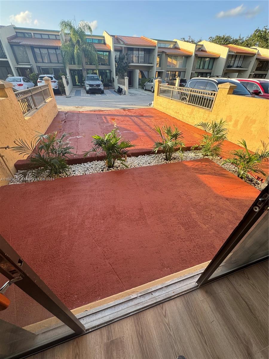 761 E Coco Plum Cir # 6