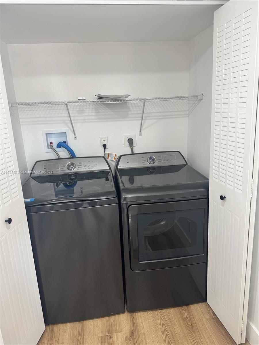 761 E Coco Plum Cir # 6