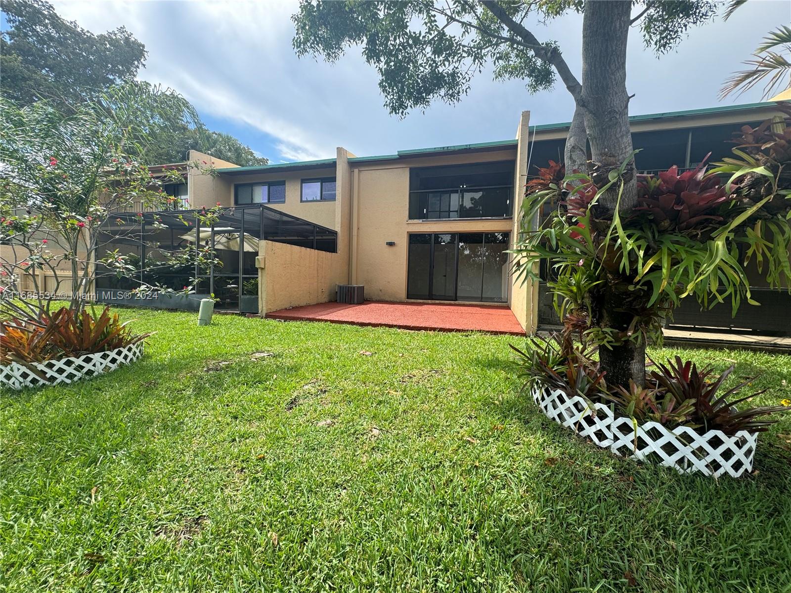 761 E Coco Plum Cir # 6