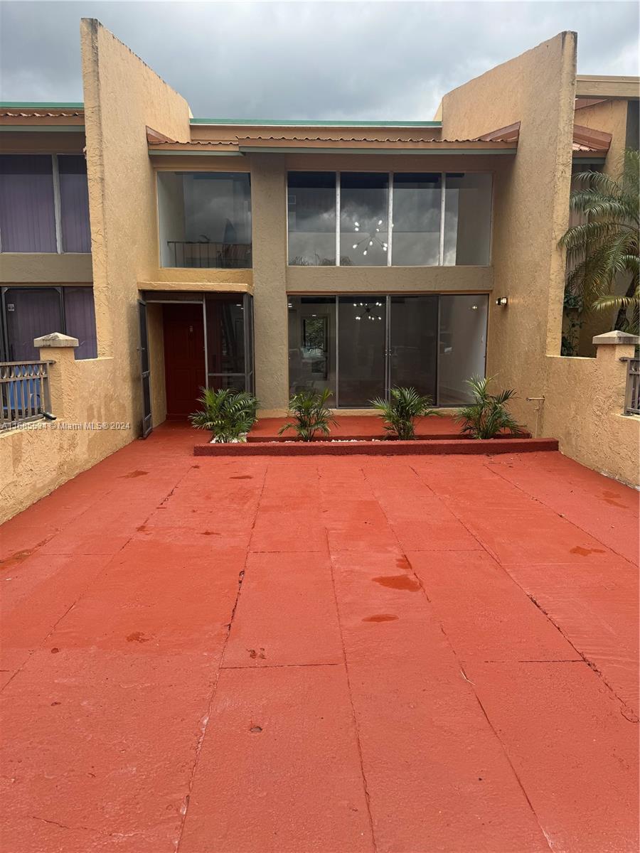 761 E Coco Plum Cir # 6