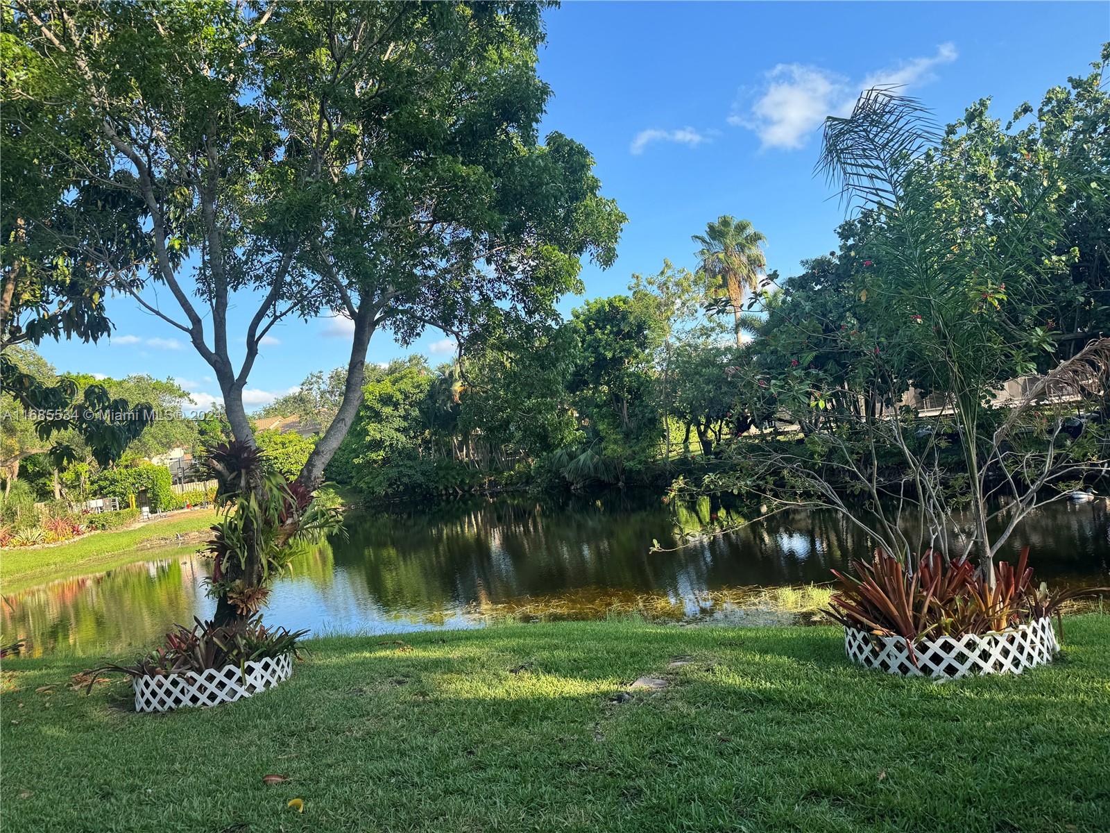 761 E Coco Plum Cir # 6