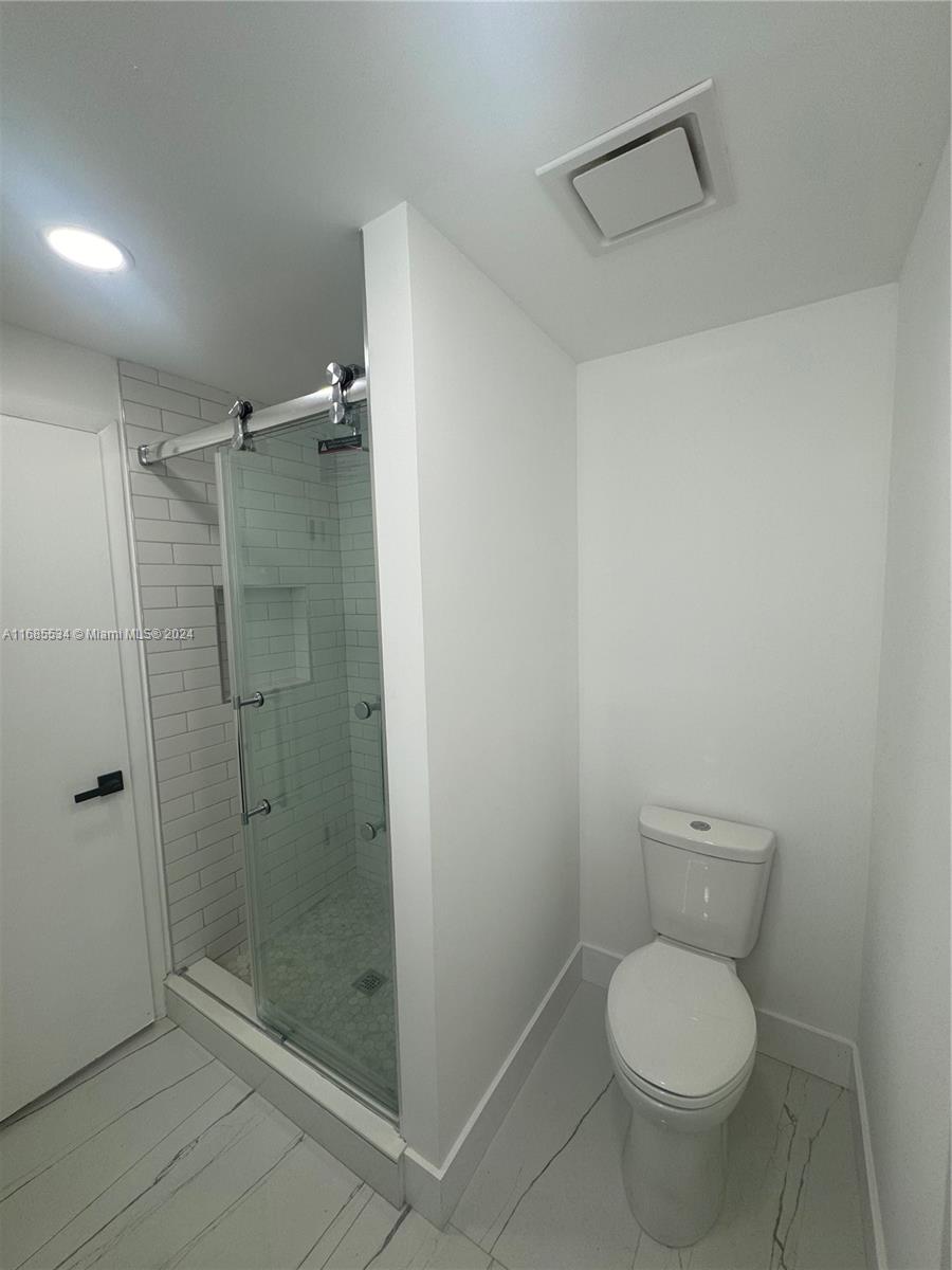 761 E Coco Plum Cir # 6