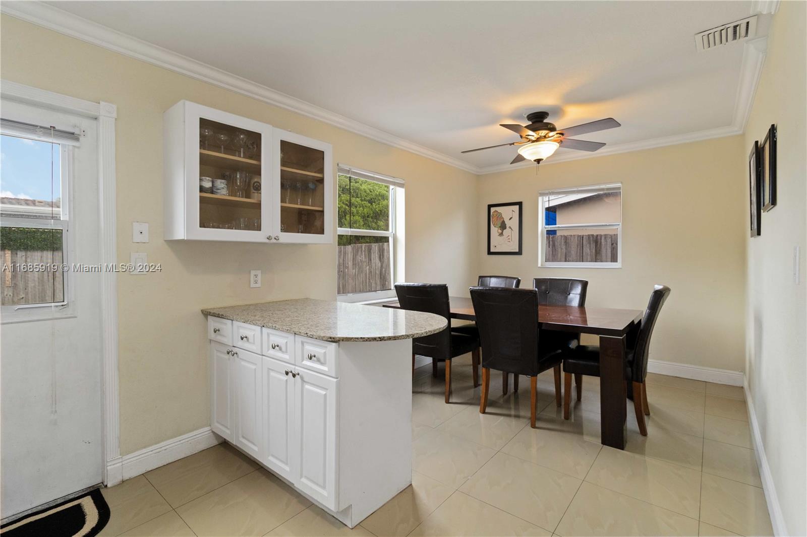 3825 NE 16th Ter